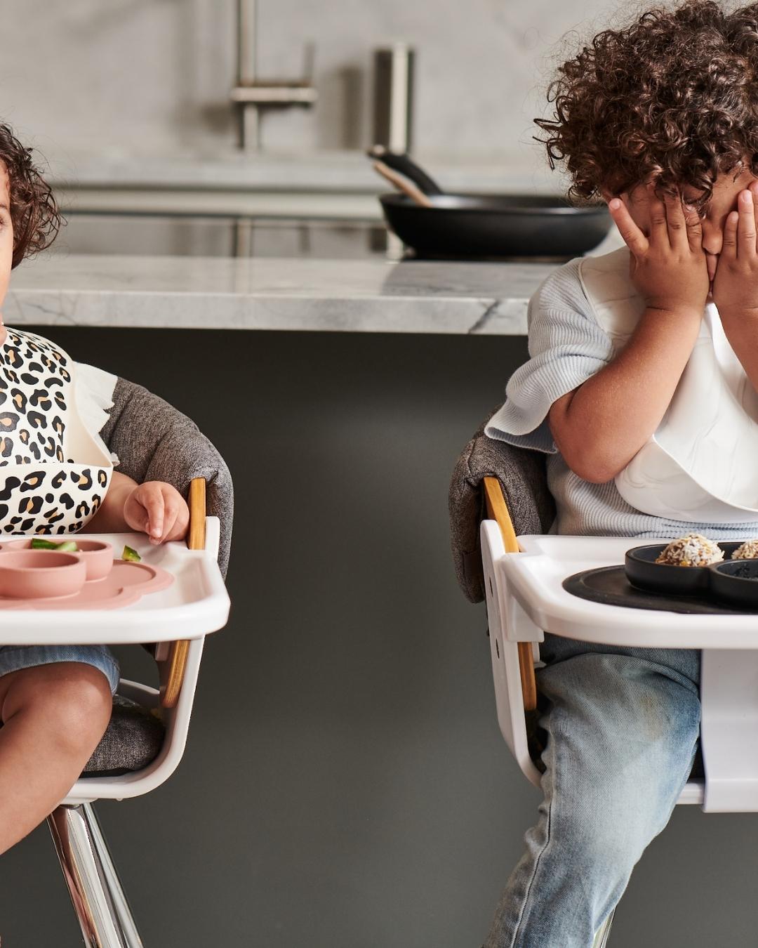Weaning Cloud Plate Mat | Grippy Suction | Non-slip | Catch-food | Side scoops | Easy clean (Milano Black)